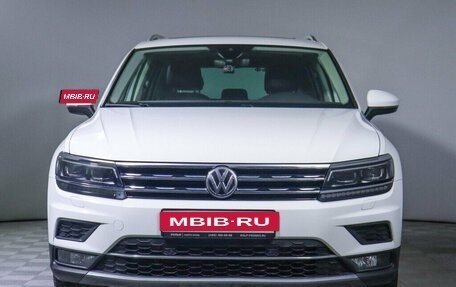 Volkswagen Tiguan II, 2019 год, 3 050 000 рублей, 2 фотография