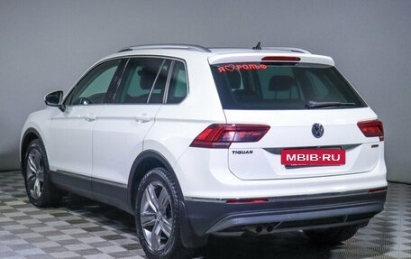 Volkswagen Tiguan II, 2019 год, 3 050 000 рублей, 7 фотография