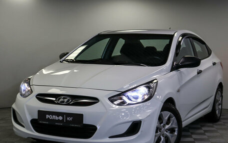 Hyundai Solaris II рестайлинг, 2014 год, 1 025 000 рублей, 20 фотография