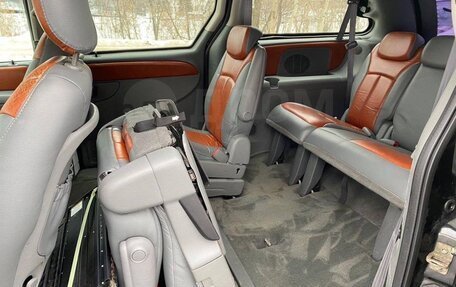 Chrysler Town & Country IV, 2004 год, 1 250 000 рублей, 24 фотография