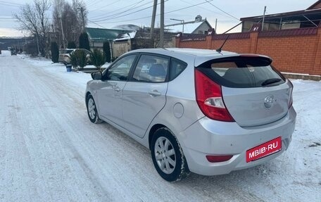 Hyundai Solaris II рестайлинг, 2012 год, 700 000 рублей, 6 фотография