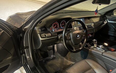 BMW 5 серия, 2016 год, 2 400 000 рублей, 11 фотография