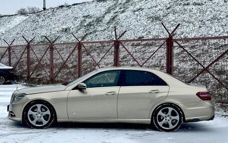 Mercedes-Benz E-Класс, 2011 год, 1 600 000 рублей, 3 фотография