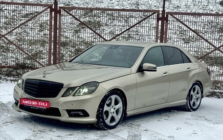 Mercedes-Benz E-Класс, 2011 год, 1 600 000 рублей, 2 фотография