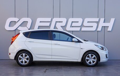 Hyundai Solaris II рестайлинг, 2014 год, 930 000 рублей, 5 фотография