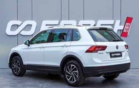 Volkswagen Tiguan II, 2018 год, 2 798 000 рублей, 2 фотография