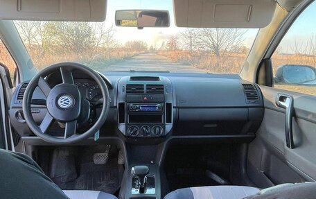 Volkswagen Polo IV рестайлинг, 2002 год, 579 000 рублей, 9 фотография