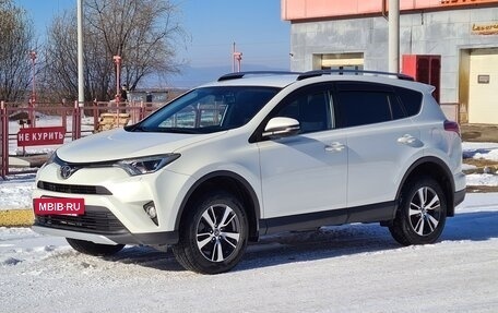 Toyota RAV4, 2016 год, 2 500 000 рублей, 31 фотография