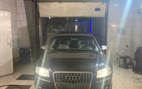 Audi S8, 2006 год, 2 500 000 рублей, 1 фотография