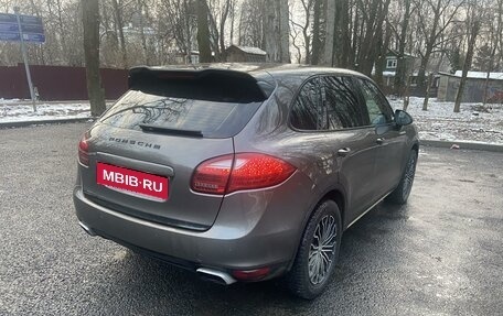 Porsche Cayenne III, 2012 год, 2 990 000 рублей, 10 фотография