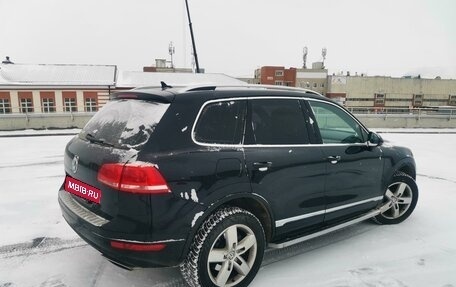 Volkswagen Touareg III, 2012 год, 2 700 000 рублей, 3 фотография