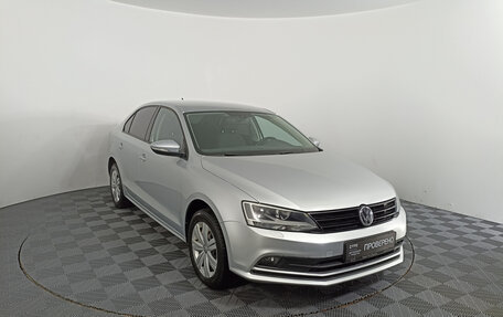 Volkswagen Jetta VI, 2016 год, 1 499 000 рублей, 3 фотография