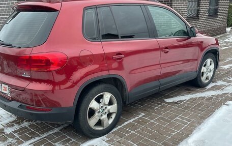 Volkswagen Tiguan I, 2012 год, 865 000 рублей, 1 фотография