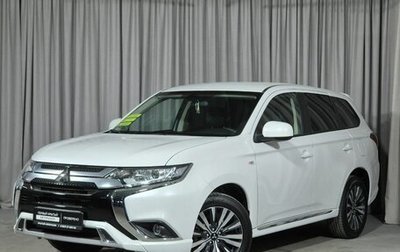 Mitsubishi Outlander III рестайлинг 3, 2022 год, 3 099 000 рублей, 1 фотография