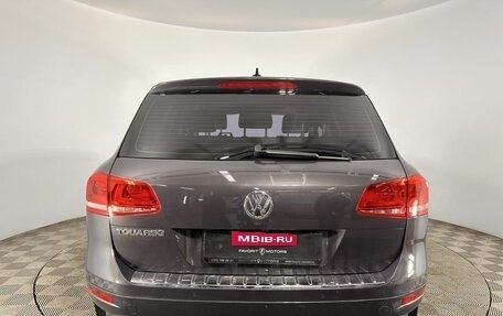 Volkswagen Touareg III, 2011 год, 1 850 000 рублей, 3 фотография