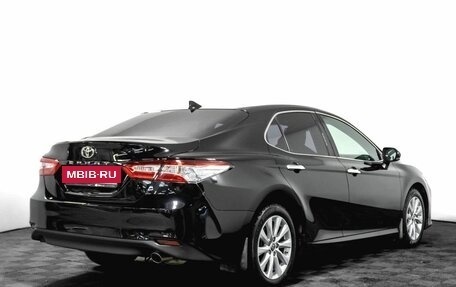 Toyota Camry, 2020 год, 3 390 000 рублей, 5 фотография