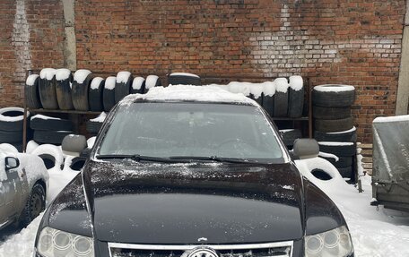 Volkswagen Touareg III, 2005 год, 500 000 рублей, 1 фотография