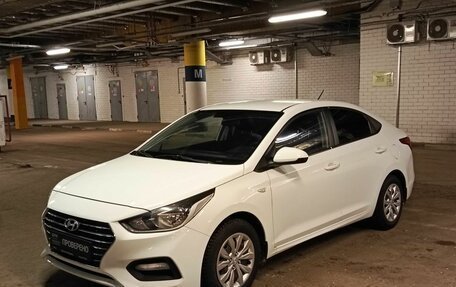 Hyundai Solaris II рестайлинг, 2017 год, 1 483 000 рублей, 1 фотография