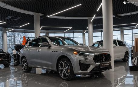 Maserati Levante I, 2020 год, 8 000 000 рублей, 2 фотография