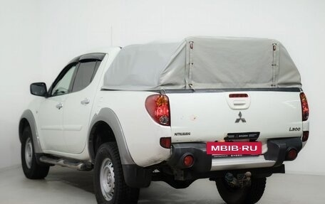 Mitsubishi L200 IV рестайлинг, 2011 год, 1 350 000 рублей, 7 фотография