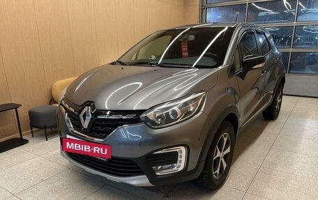 Renault Kaptur I рестайлинг, 2020 год, 1 750 000 рублей, 3 фотография