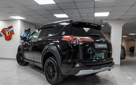 Toyota RAV4, 2018 год, 2 770 000 рублей, 2 фотография