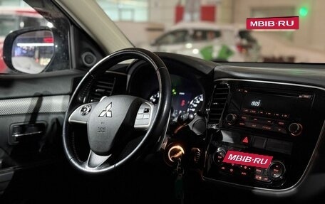 Mitsubishi Outlander III рестайлинг 3, 2013 год, 1 450 000 рублей, 8 фотография