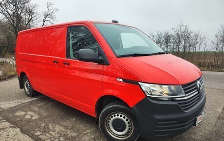 Volkswagen Transporter T6 рестайлинг, 2021 год, 4 600 000 рублей, 2 фотография