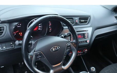 KIA Rio III рестайлинг, 2015 год, 980 000 рублей, 6 фотография