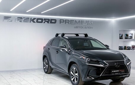 Lexus NX I, 2017 год, 3 650 000 рублей, 6 фотография