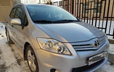 Toyota Auris II, 2011 год, 955 000 рублей, 1 фотография