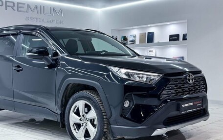 Toyota RAV4, 2020 год, 3 700 000 рублей, 5 фотография