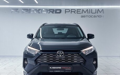 Toyota RAV4, 2020 год, 3 700 000 рублей, 4 фотография