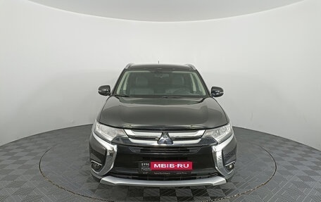 Mitsubishi Outlander III рестайлинг 3, 2016 год, 2 289 000 рублей, 2 фотография