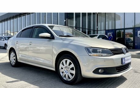 Volkswagen Jetta VI, 2011 год, 1 087 000 рублей, 8 фотография