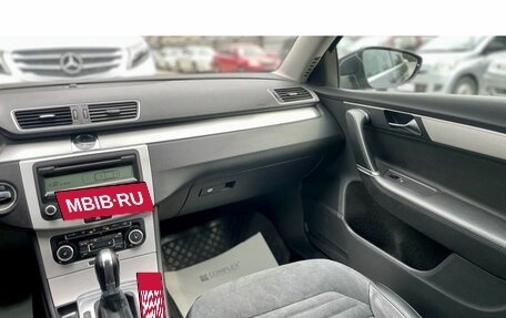 Volkswagen Passat B7, 2011 год, 1 290 000 рублей, 18 фотография