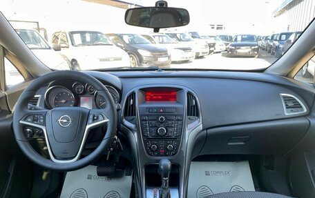 Opel Astra J, 2013 год, 1 247 000 рублей, 16 фотография