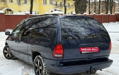 Plymouth Voyager III, 2000 год, 315 000 рублей, 4 фотография