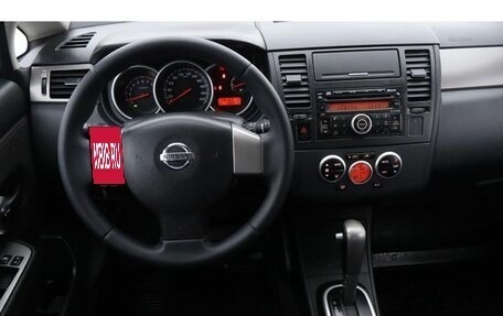 Nissan Tiida, 2010 год, 700 000 рублей, 9 фотография