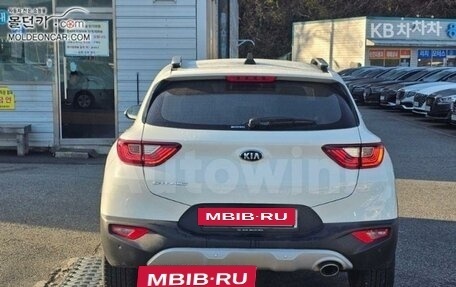 KIA Stonic, 2020 год, 1 039 000 рублей, 5 фотография