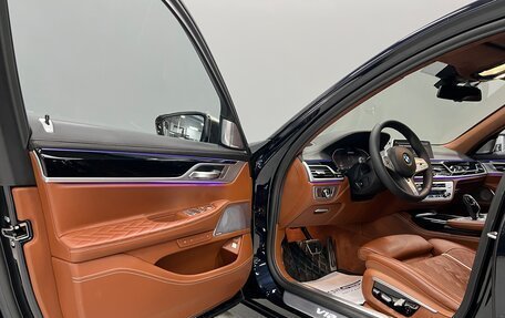 BMW 7 серия, 2020 год, 11 000 000 рублей, 18 фотография