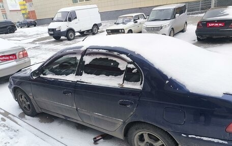 Toyota Avensis III рестайлинг, 1999 год, 350 000 рублей, 1 фотография