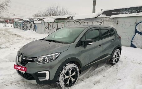 Renault Kaptur I рестайлинг, 2021 год, 1 850 000 рублей, 4 фотография