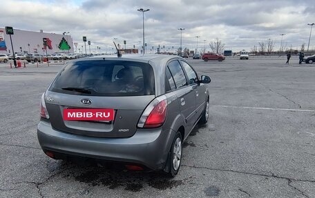 KIA Rio II, 2011 год, 650 000 рублей, 3 фотография