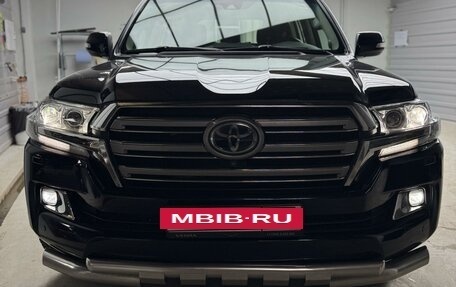 Toyota Land Cruiser 200, 2016 год, 4 800 000 рублей, 6 фотография