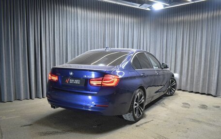 BMW 3 серия, 2018 год, 2 560 000 рублей, 2 фотография