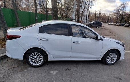 KIA Rio IV, 2020 год, 1 550 000 рублей, 8 фотография