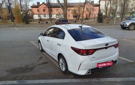 KIA Rio IV, 2020 год, 1 550 000 рублей, 4 фотография