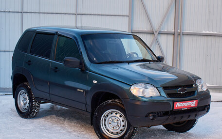 Chevrolet Niva I рестайлинг, 2016 год, 745 000 рублей, 3 фотография