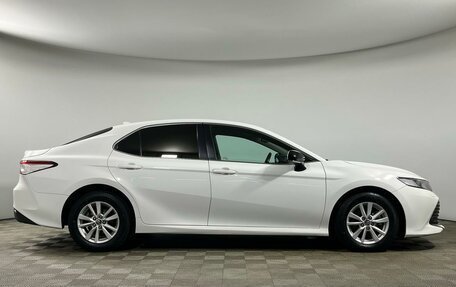 Toyota Camry, 2018 год, 2 929 000 рублей, 4 фотография